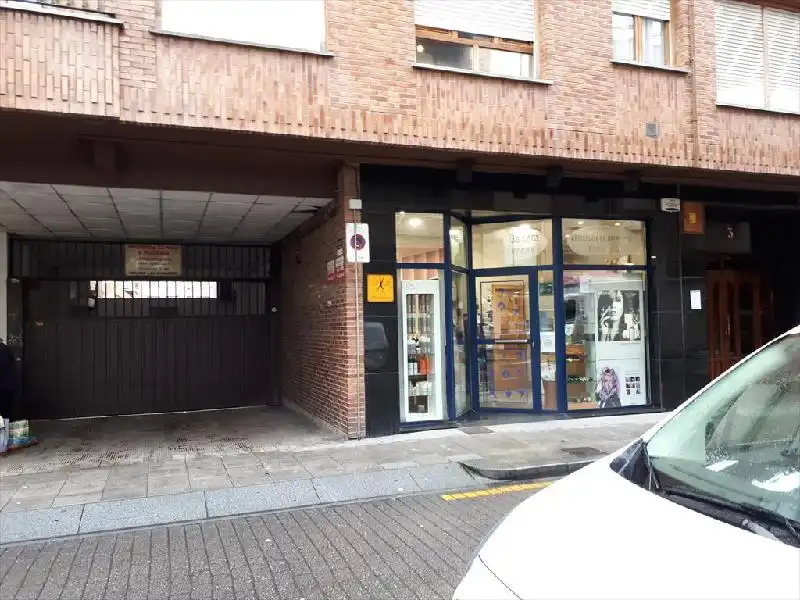 Aparcament en venda a Amorebieta-Etxano, imagen 2