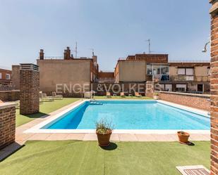 Swimming pool of Apartment to rent in  Madrid Capital  with Air Conditioner, Heating and Parquet flooring