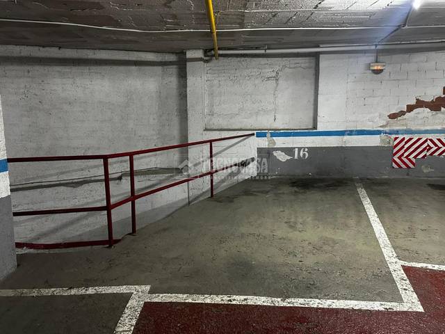 Garaje en Venta en El Guinardó