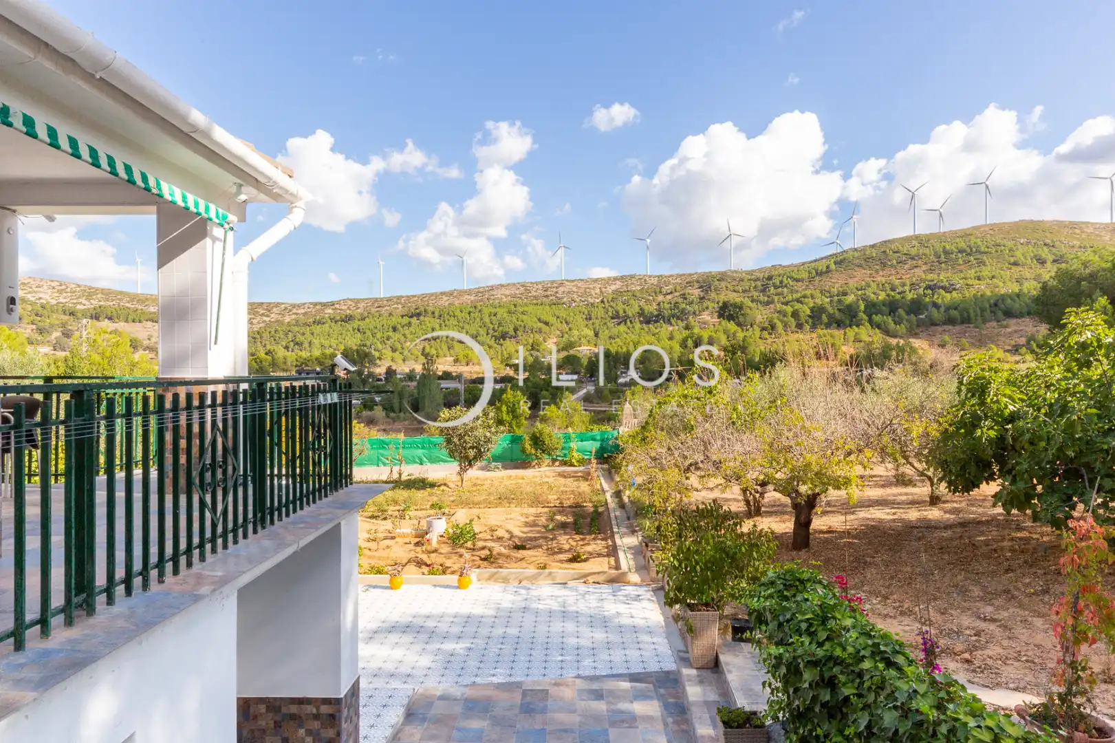 Vista exterior de Finca rústica en venda en Buñol amb Aire condicionat, Calefacció i Jardí privat