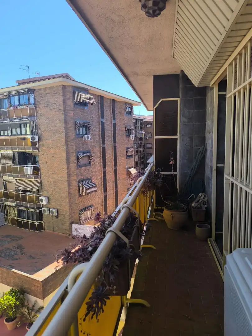 Wohnung zur Miete in Camino de Ronda, 212, Pajaritos