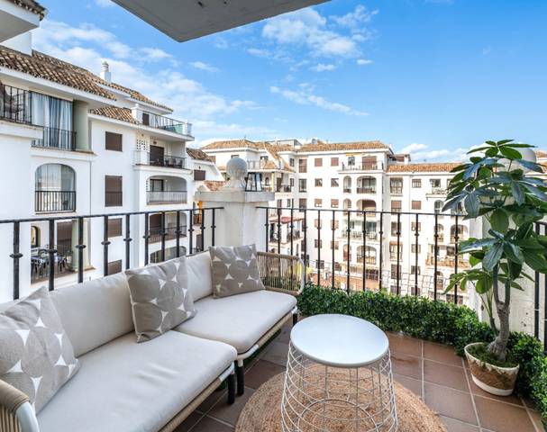Piso en Venta en Puerto de la Duquesa