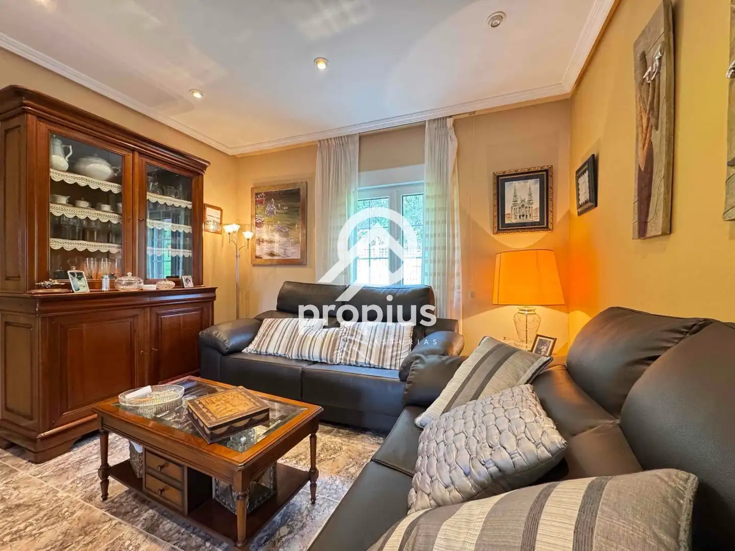 Living room of Houses for sale in Avilés  with Heating, Private garden and Parquet flooring