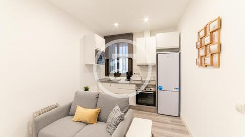 Photo 2 of Flat to rent in C. de Ercilla, Acacias, Madrid