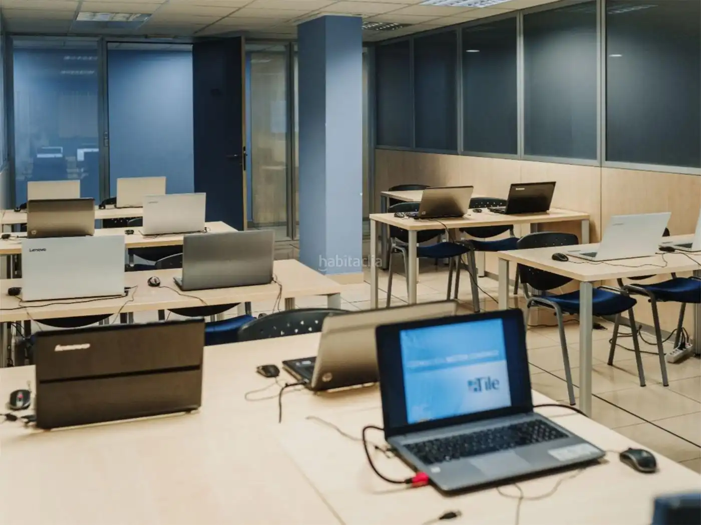 Büro zur Miete in Carrer de Carcaixent 1, imagen 2