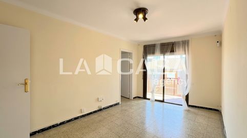 Foto 2 de Piso en venta en La Salut, Badalona