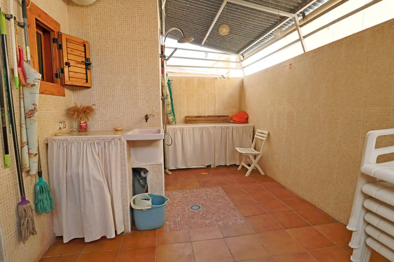 Bany de Casa adosada en venda en Torrevieja amb Jardí privat i Terrassa