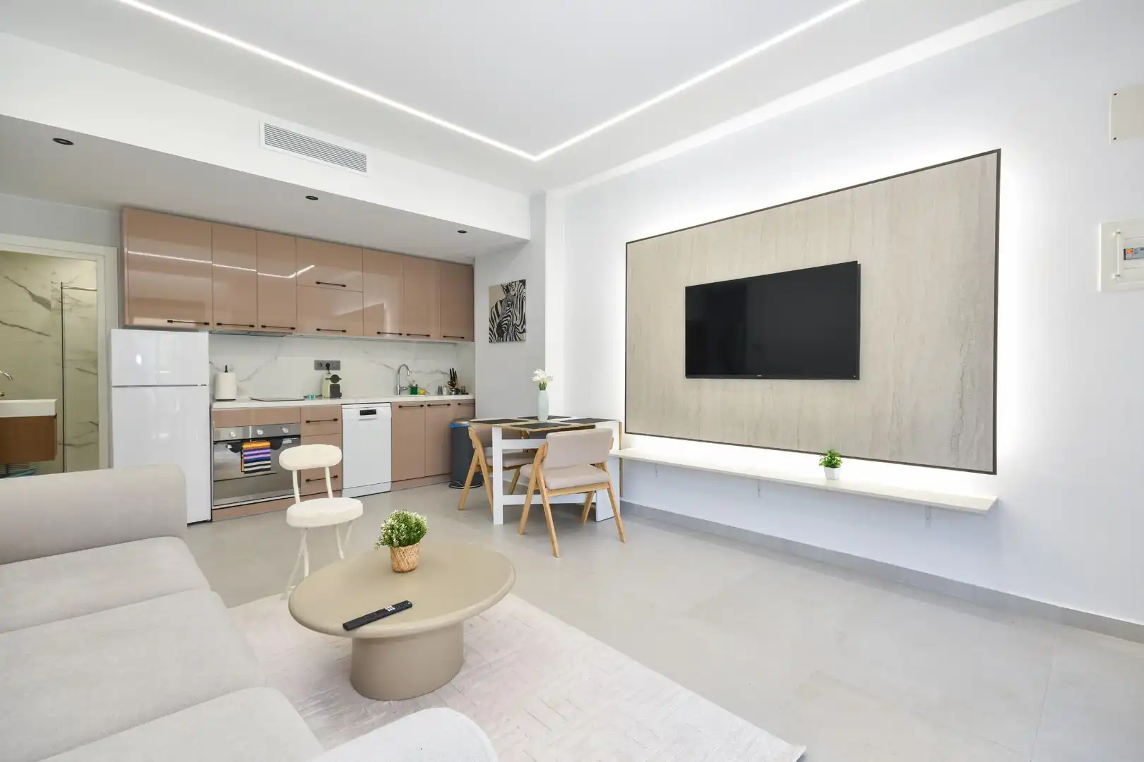 Sala d'estar de Casa o xalet en venda en Lloret de Mar amb Aire condicionat, Calefacció i Jardí privat