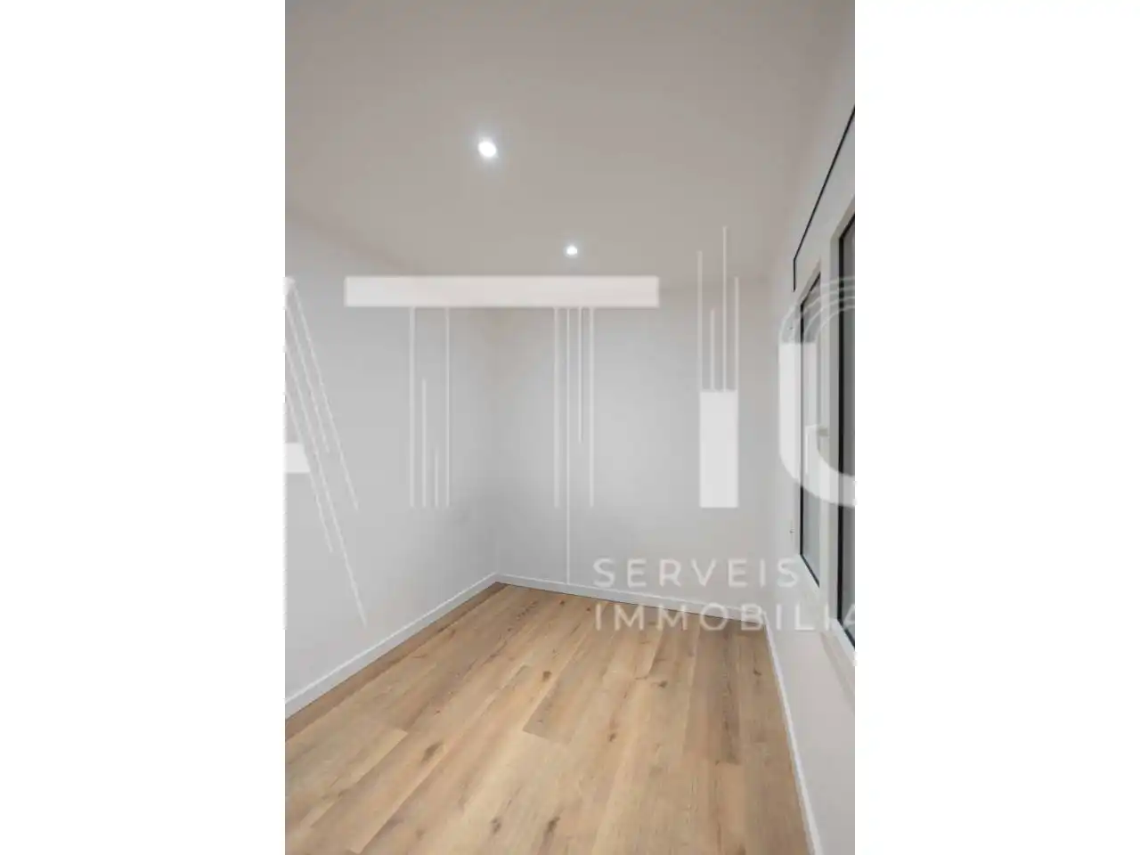 Habitación de Piso en venta en Ripollet con Aire acondicionado, Parquet y Balcón