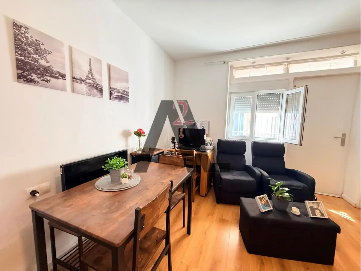 Sala d'estar de Apartament en venda en Madrid