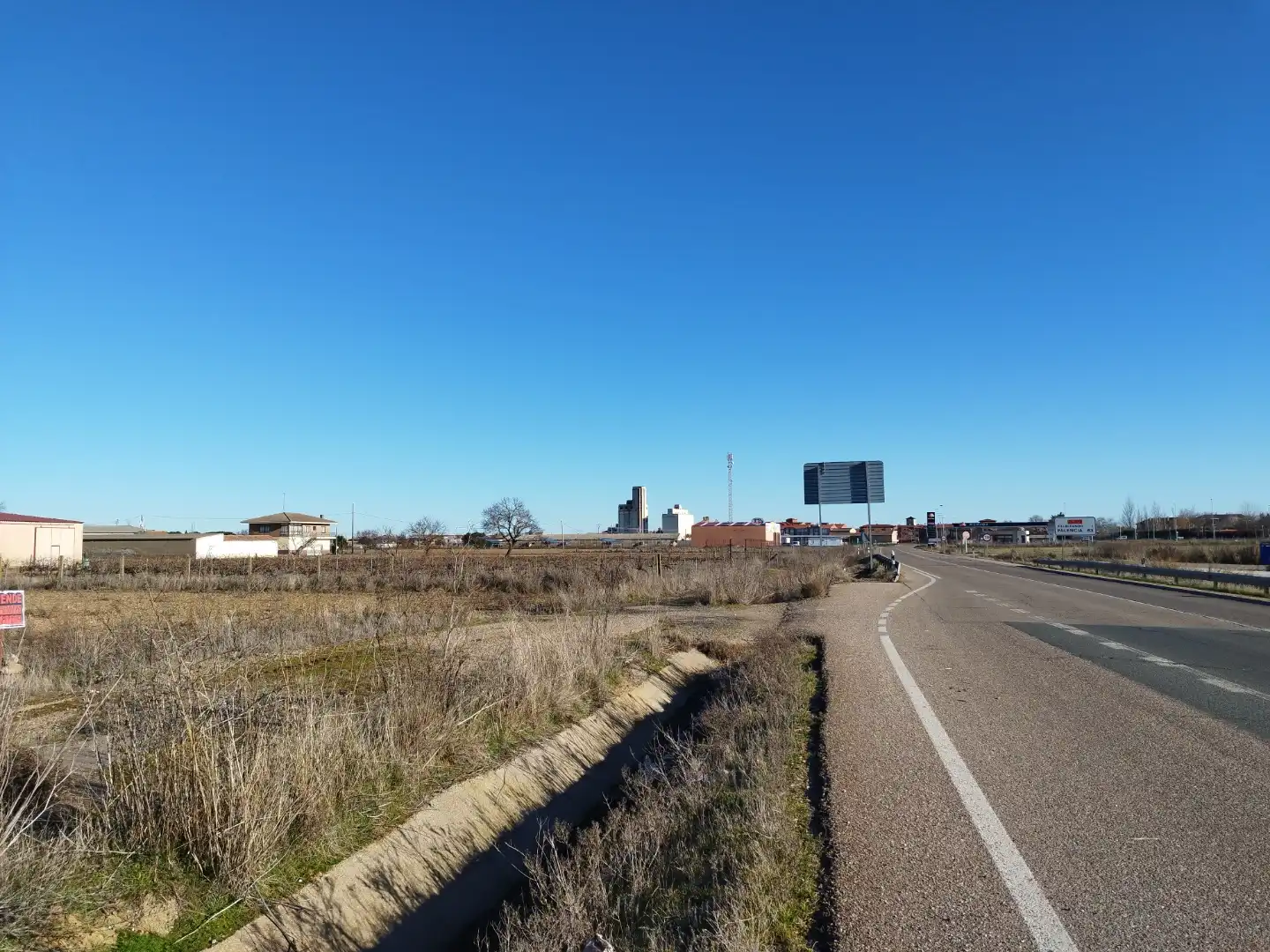 Exterior view of Land for sale in Villalpando