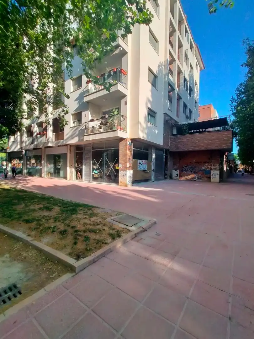 Vista exterior de Local en venda en Murcia