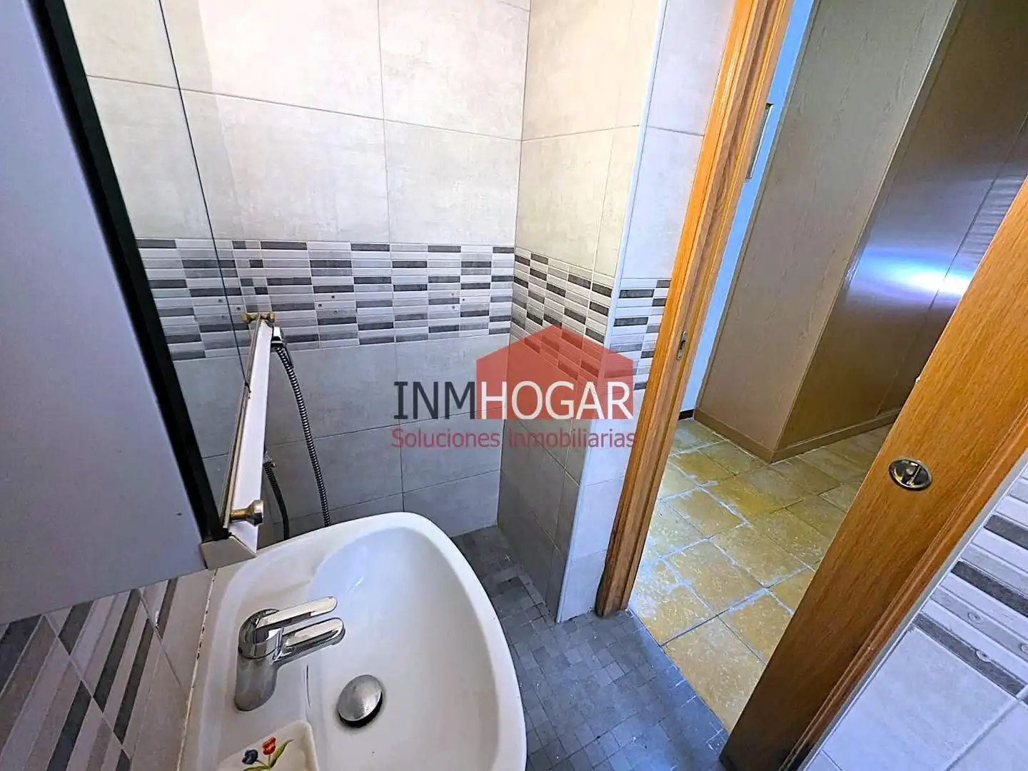 Baño de Piso en venta en El Barraco  con Terraza, Amueblado y Balcón