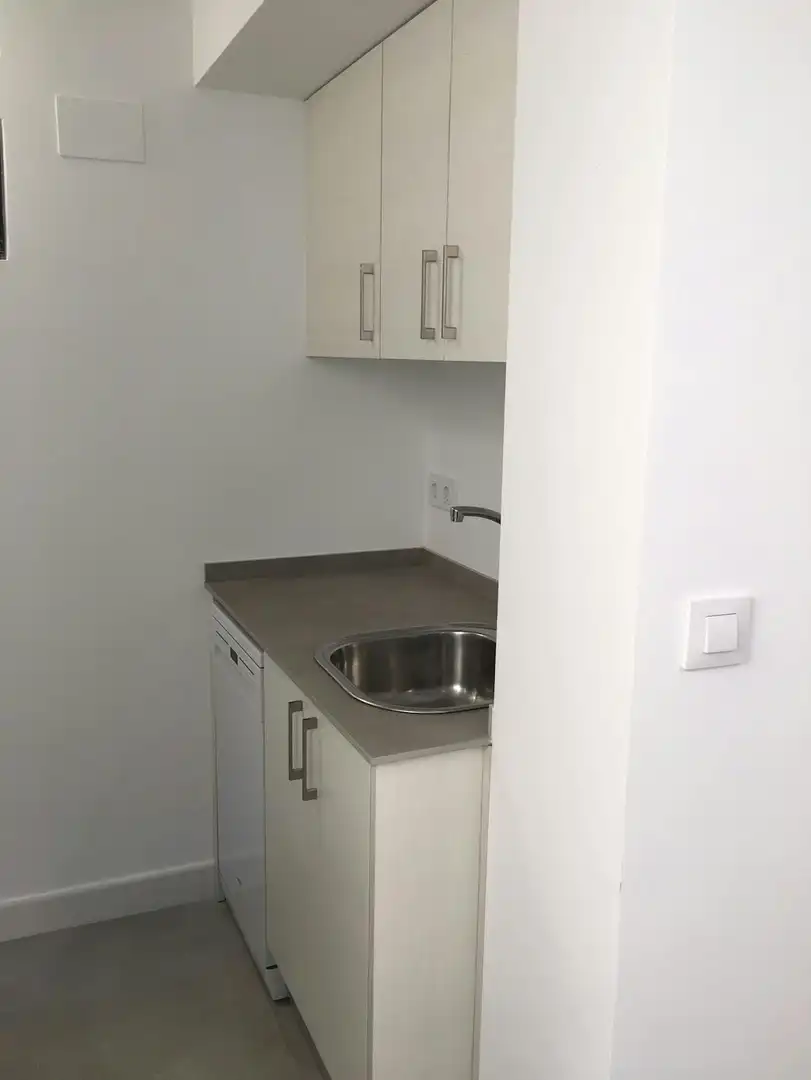 Cocina de Piso para compartir en Valencia con Aire acondicionado, Calefacción y Lavadora