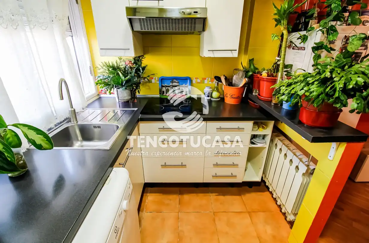 Piso en venta en Calle del Ángel de la Guarda, Canillejas