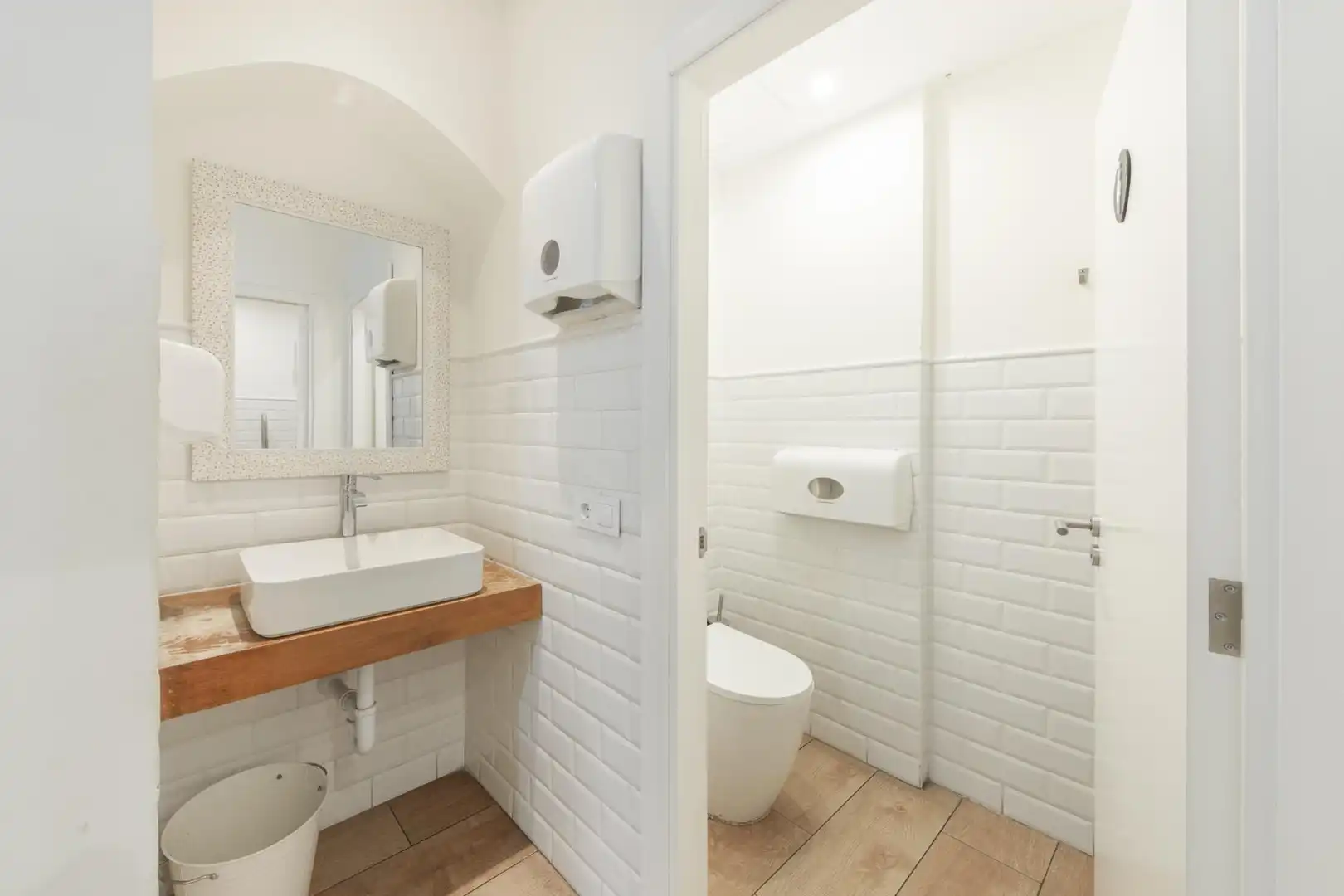 Baño de Local en venta en  Palma de Mallorca con Aire acondicionado y Amueblado
