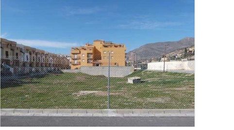 Parcela residencial de ensueño en Atarfe: Invierte en tu futuro