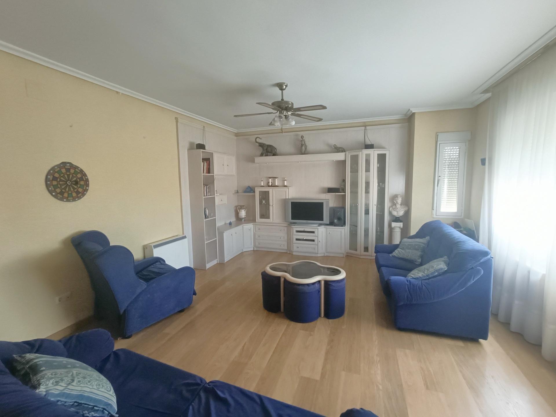 Single-family semi-detached for sale in Villarta de San Juan