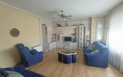 Single-family semi-detached for sale in Villarta de San Juan