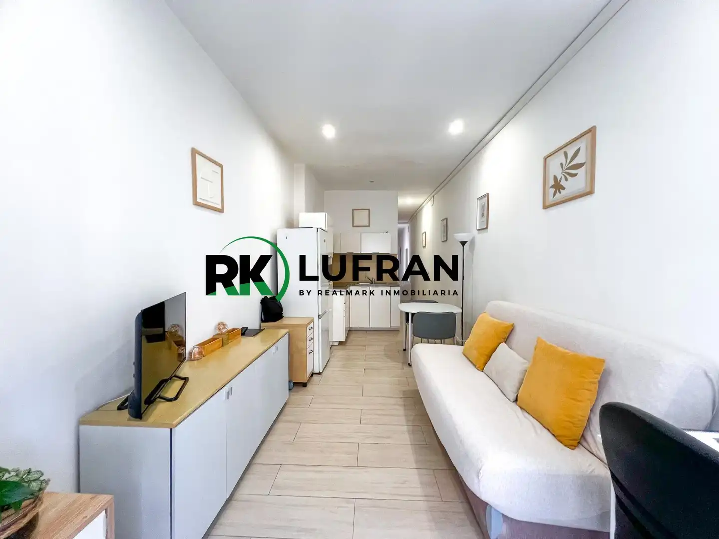 Sala de estar de Edificio en venta en Alicante / Alacant