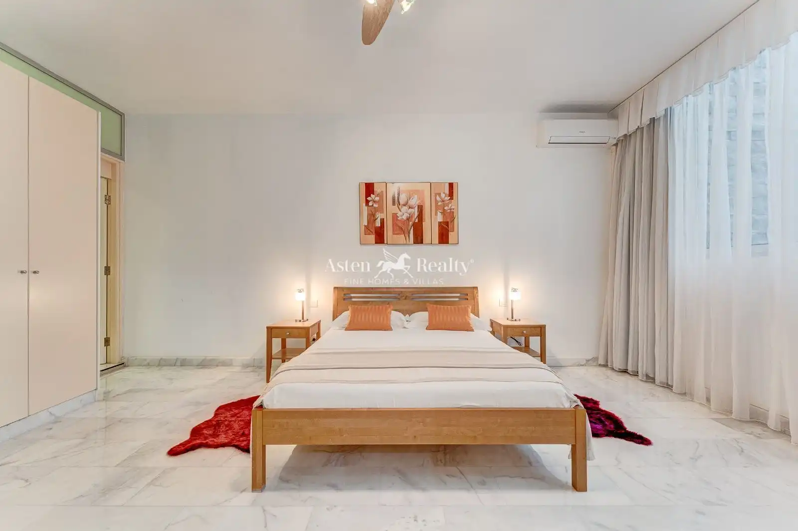 House with pool for sale in Londres, imagen 44