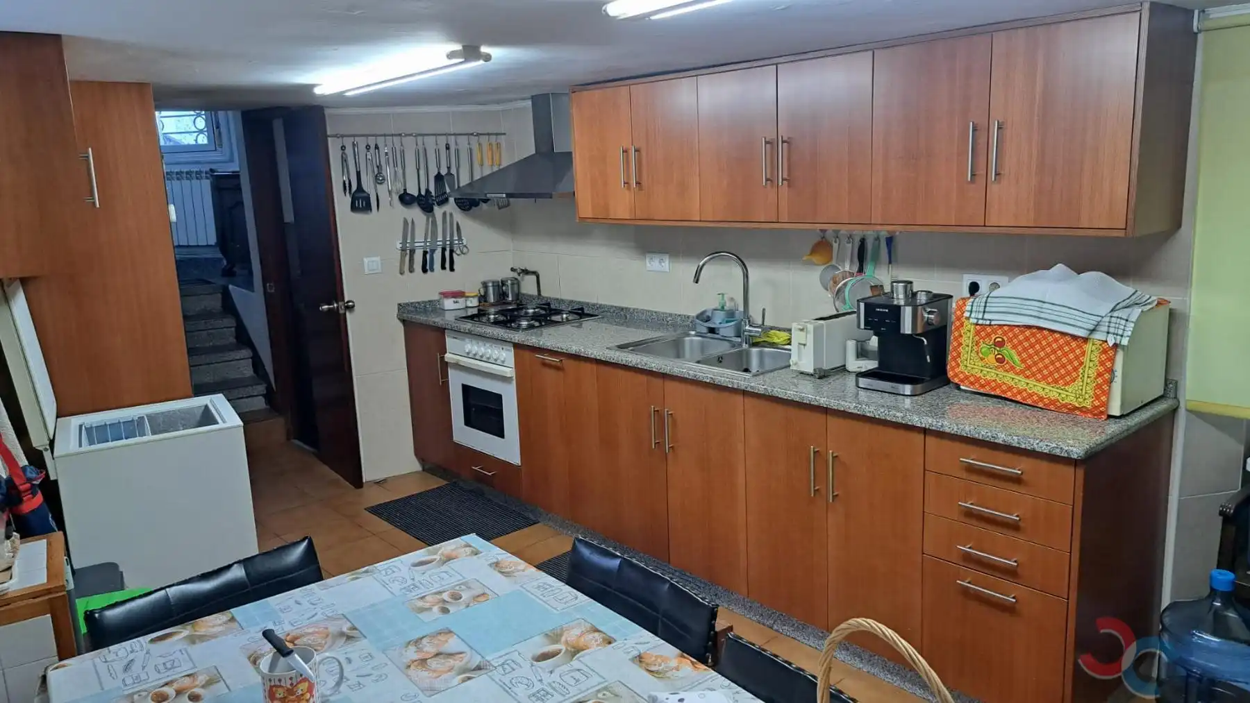 Cuina de Casa o xalet en venda en Pontevedra Capital  amb Calefacció i Terrassa