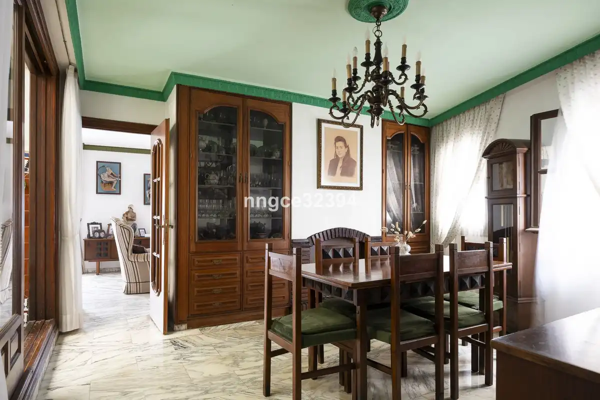 Villa mit Terrasse zum Verkauf in Calle Jerez 1, imagen 4