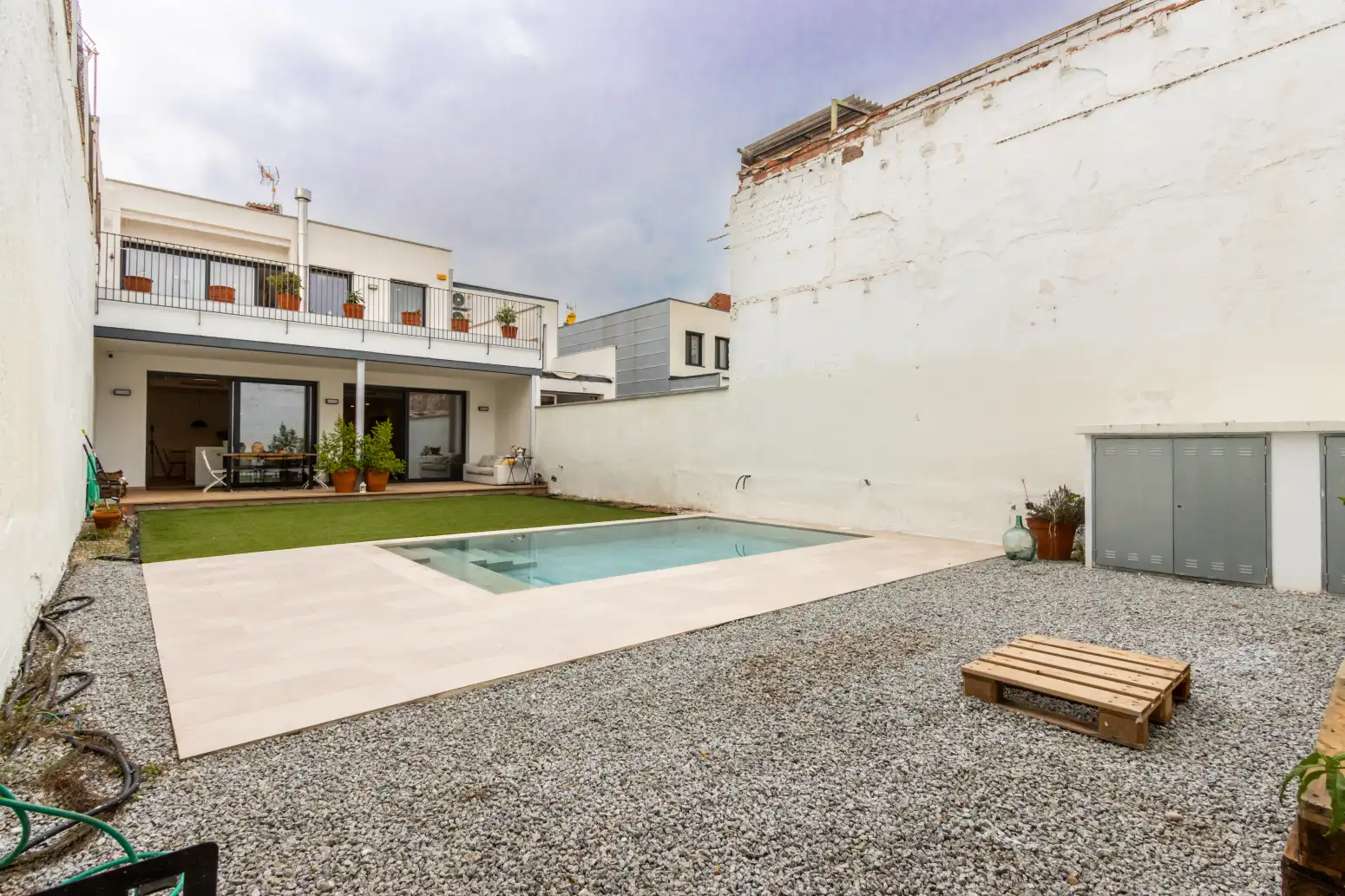Swimming pool of Houses for sale in Ponent