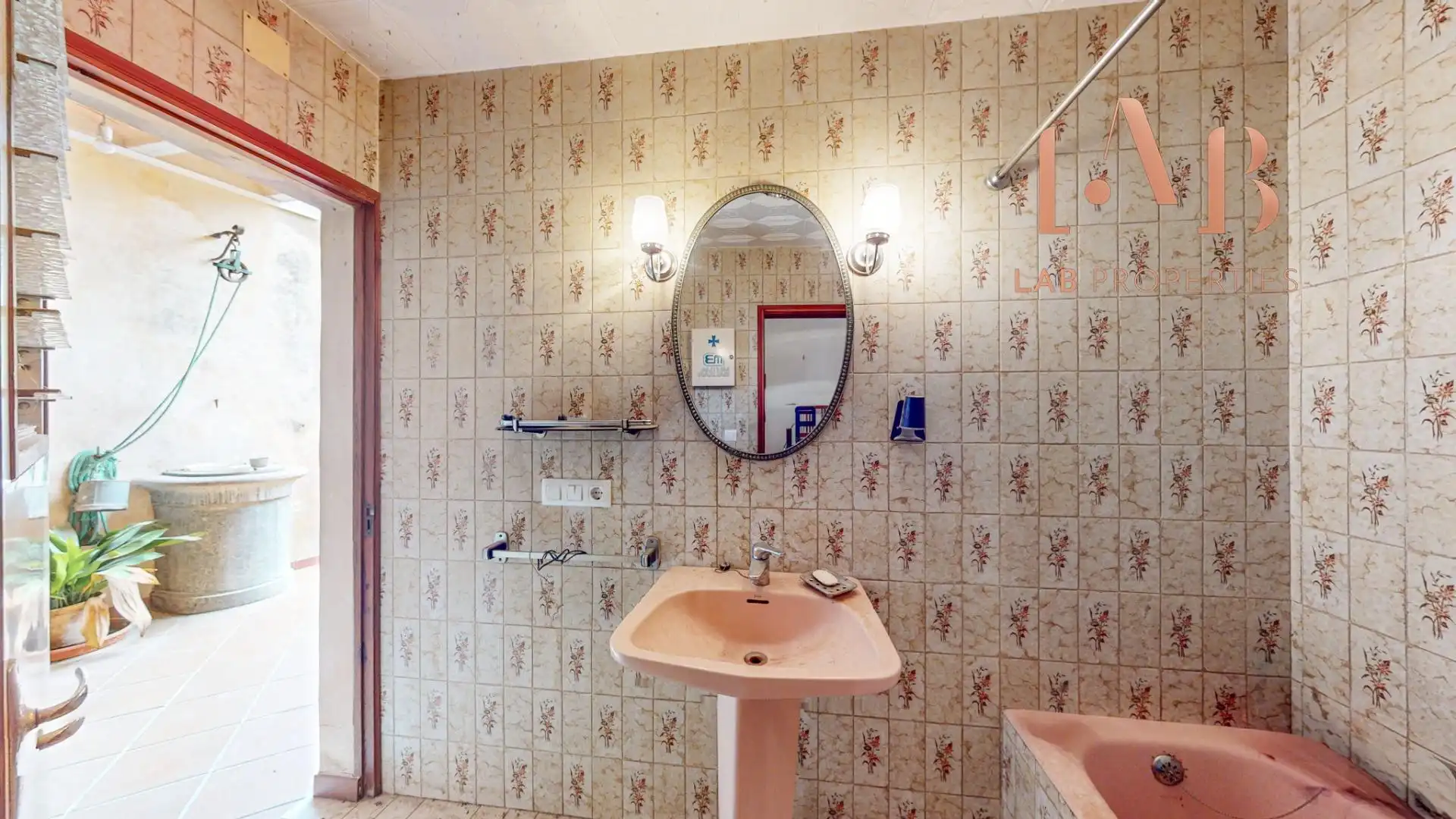 Bathroom of Houses for sale in Llubí  with Private garden and Terrace
