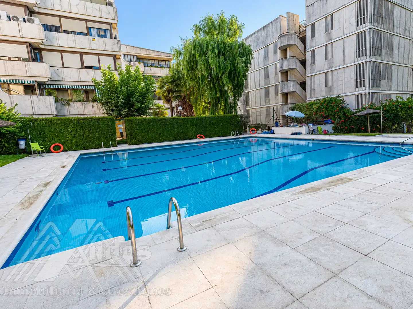 Swimming pool of Flat for sale in Majadahonda  with Air Conditioner, Heating and Storage room