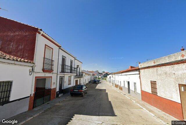 Piso en Venta en CL DAOIZ Y VELARDE en Santa Olalla del Cala