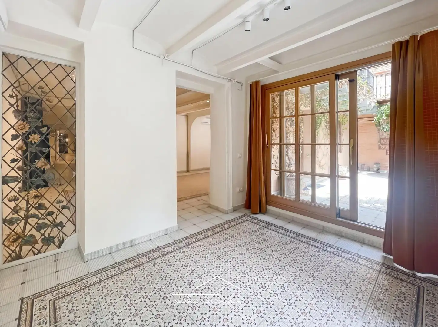 Lofts for rent in Barcelona  with Air Conditioner, Private garden and Furnished