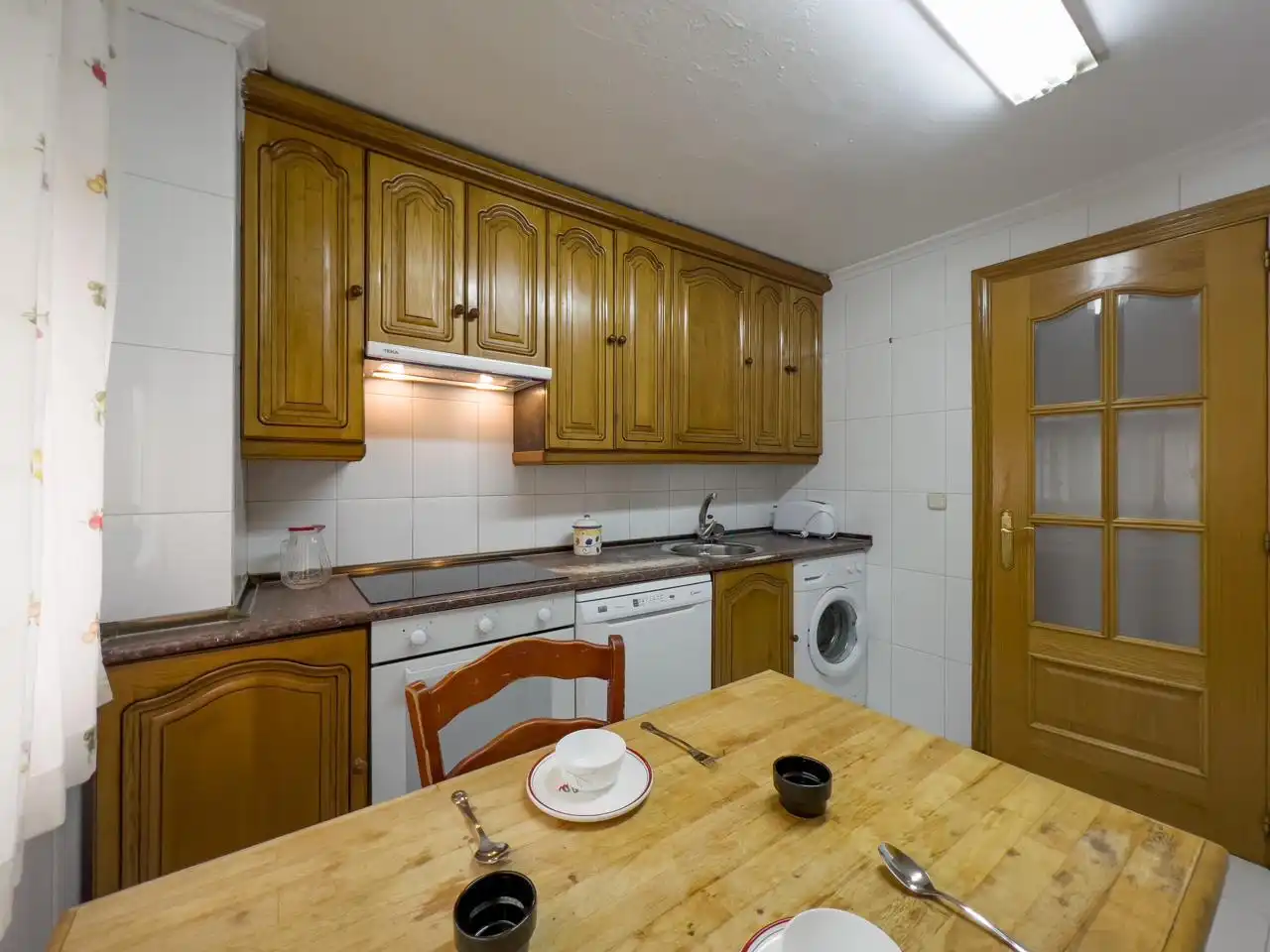 Cuina de Pis en venda en Ávila amb Calefacció, Parquet i Traster