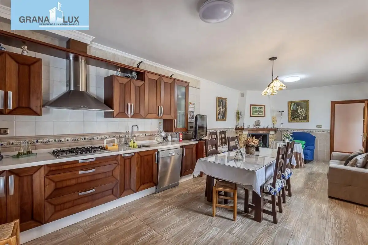 Chalet en venta en Calle de la Virgen del Rocío, imagen 9