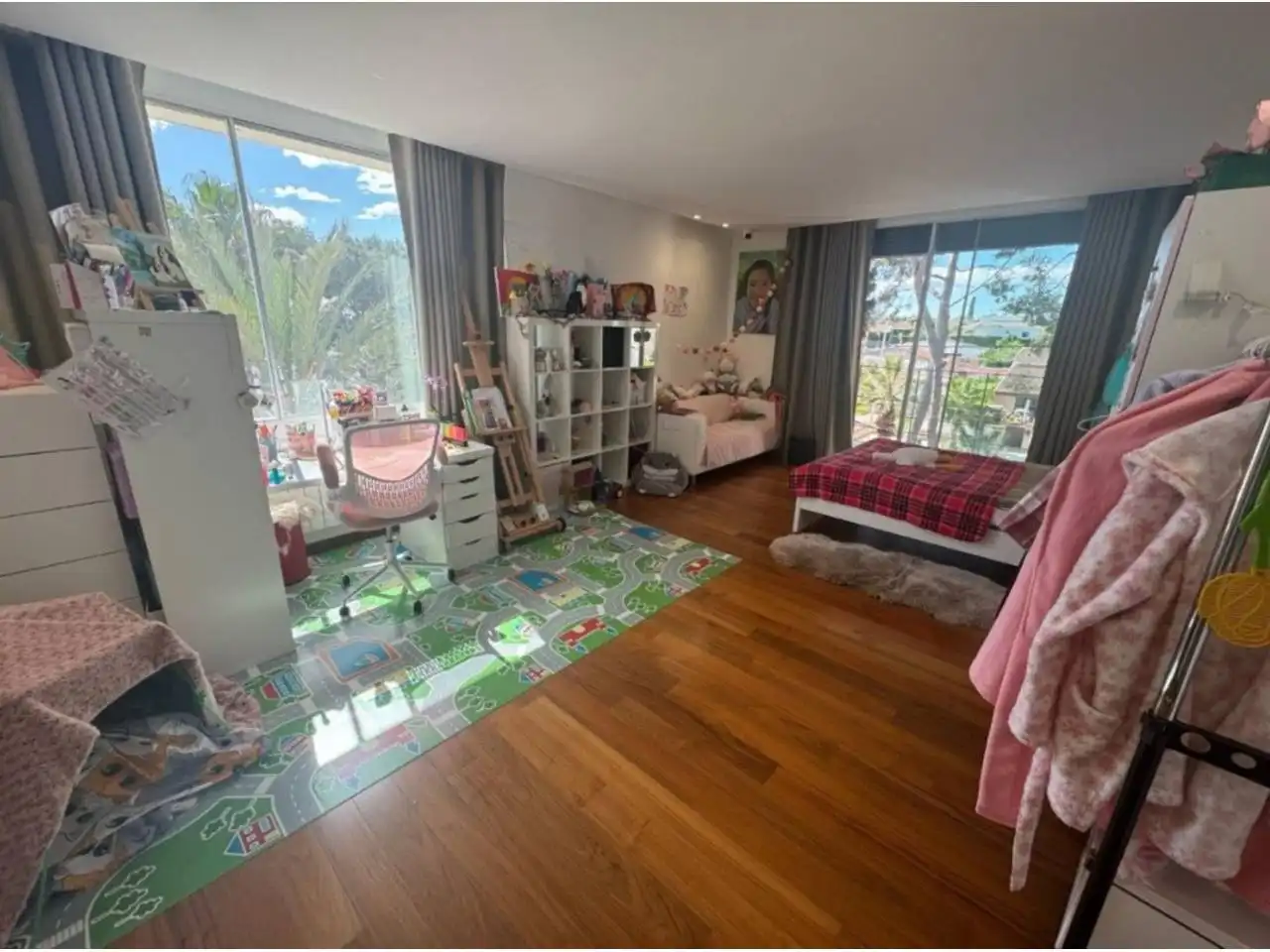 Dormitori de Casa o xalet en venda en Riba-roja de Túria amb Aire condicionat, Calefacció i Jardí privat