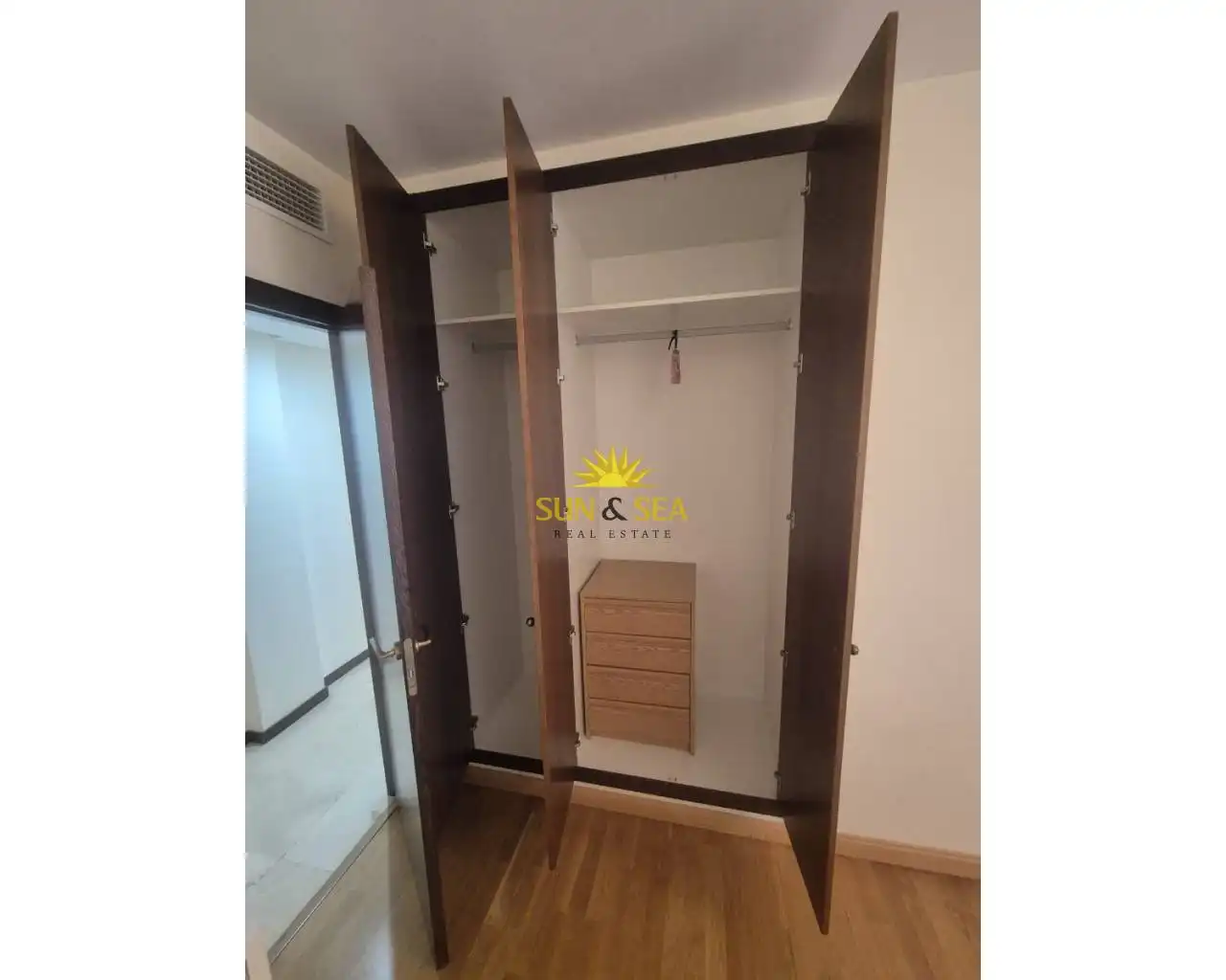 Bedroom of Flat for sale in Murcia  with Air Conditioner, Heating and Parquet flooring