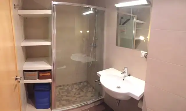 Baño de Piso en venta en Tarragona con Aire acondicionado, Terraza y Trastero