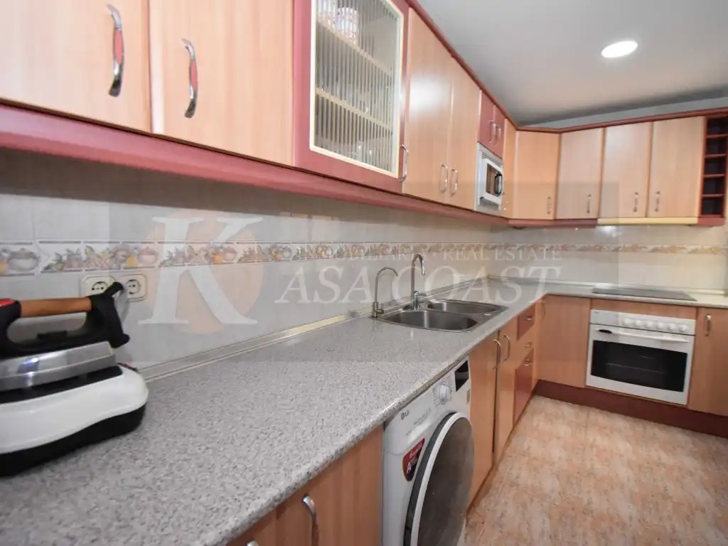 Kitchen of Flat for sale in Fuengirola  with Air Conditioner and Terrace