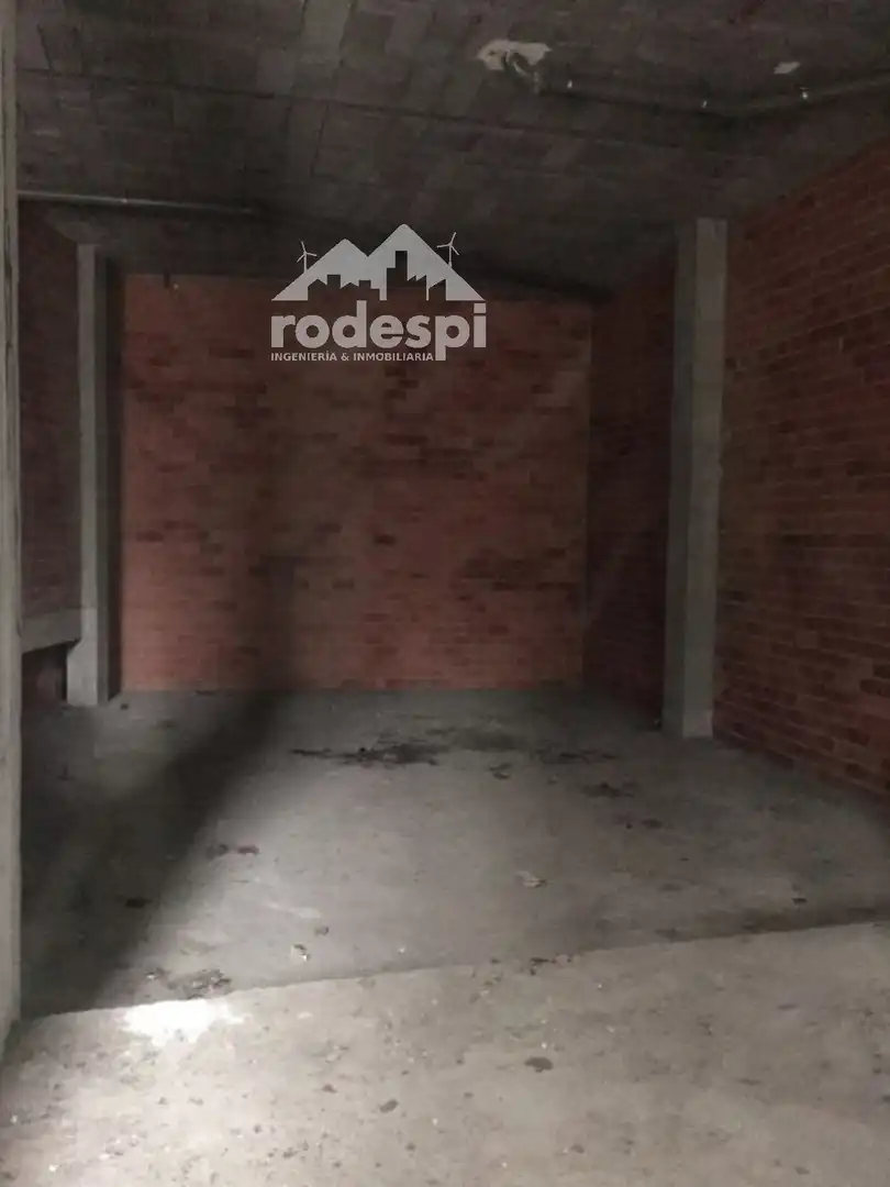 Local comercial en venda a Ponteareas, imagen 2