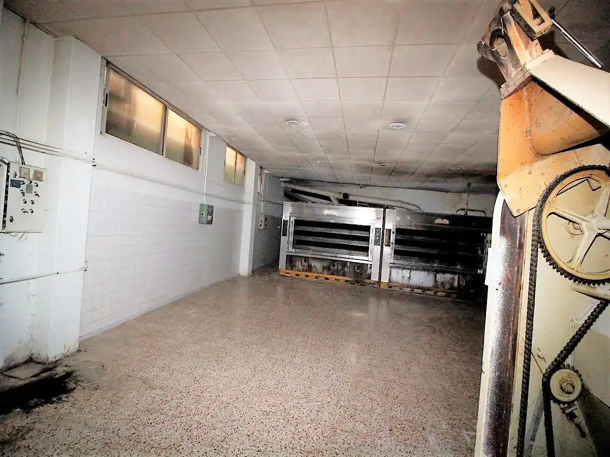 Local comercial en venda a Bergondo, imagen 3
