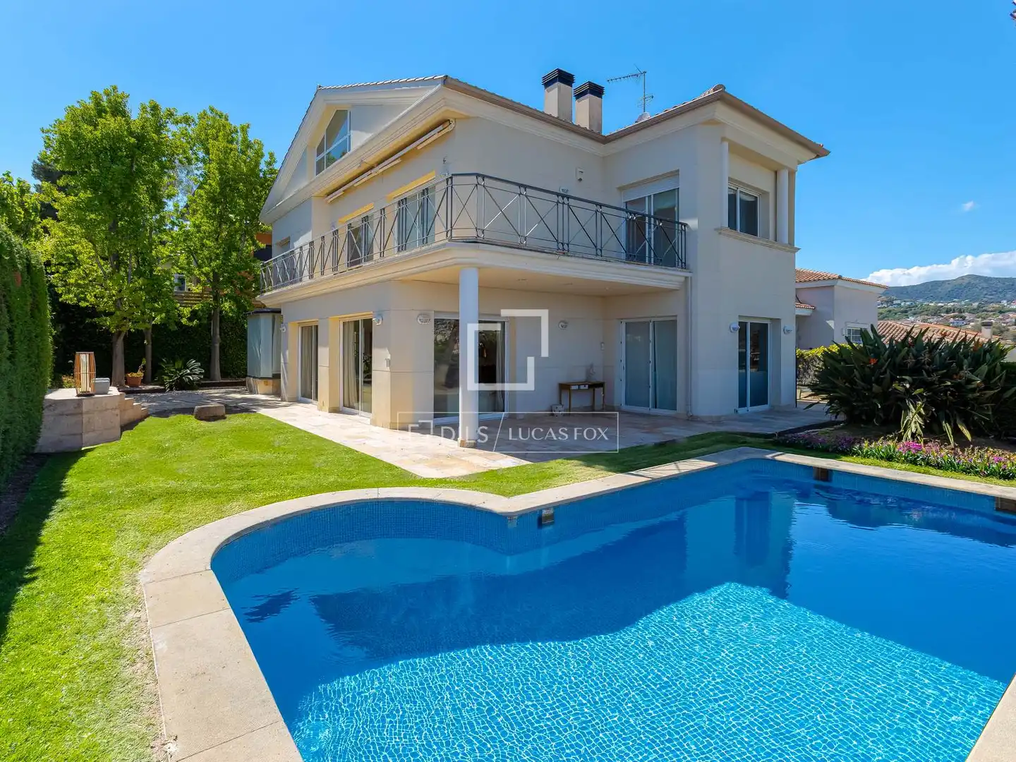 Villa con piscina in vendita a Alella, imagen 4