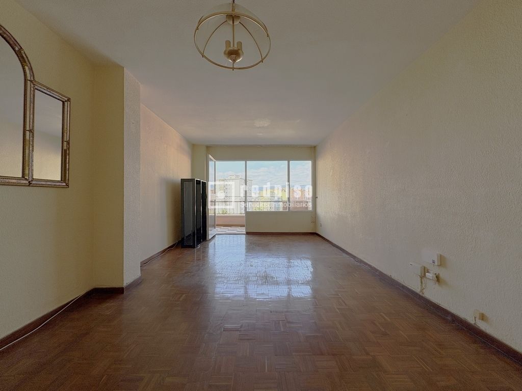 Living room of Flat for sale in Málaga Capital  with Air Conditioner, Terrace and Alarm
