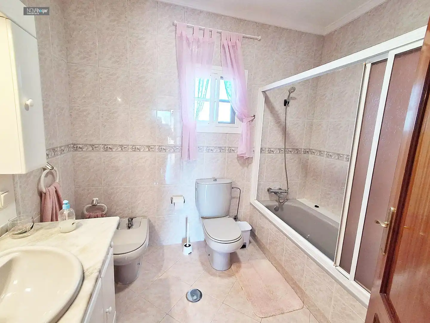 Bathroom of Houses for rent in Málaga  with Air Conditioner, Heating and Terrace