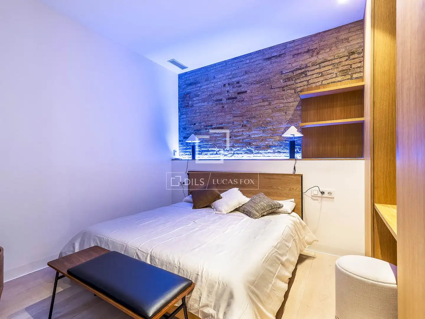 Bedroom of Flat for rent in Eixample