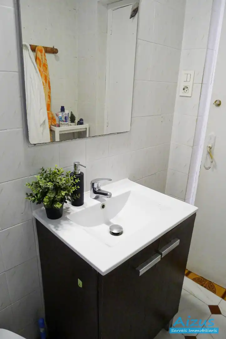 Bathroom of Flat for sale in Ripollet  with Heating