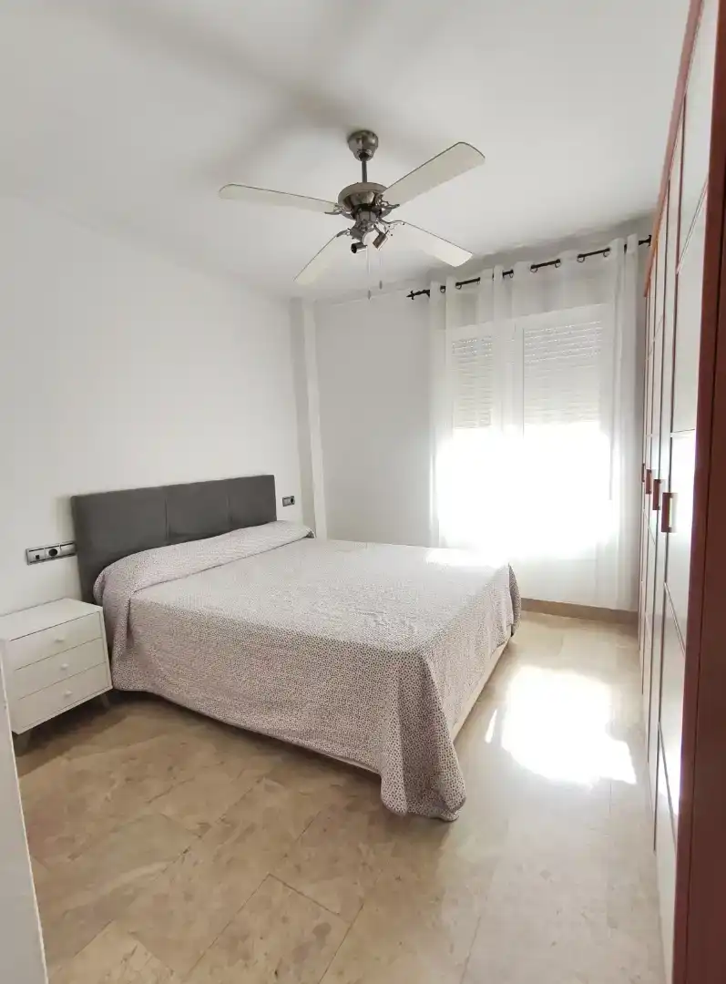 Dormitori de Pis en venda en  Melilla Capital amb Aire condicionat