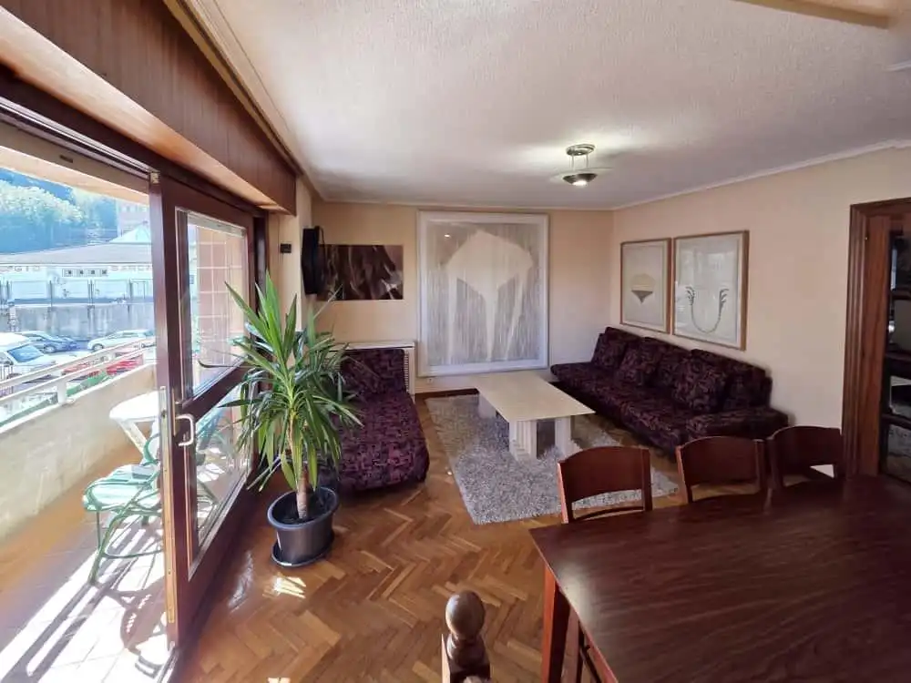 Sala d'estar de Dúplex en venda en Santander amb Calefacció, Jardí privat i Terrassa