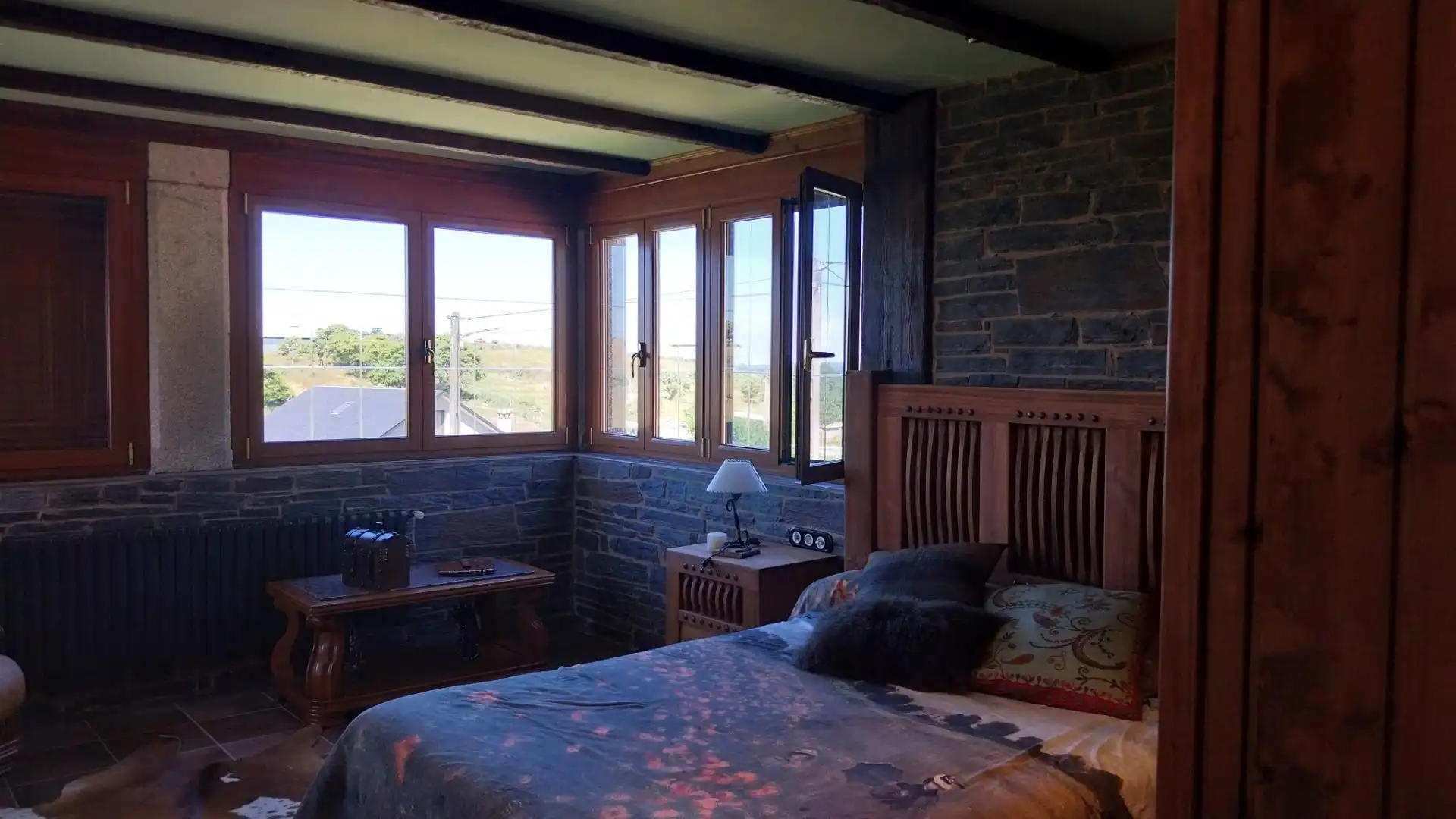 Bedroom of Houses for sale in Laza  with Private garden, Terrace and Furnished