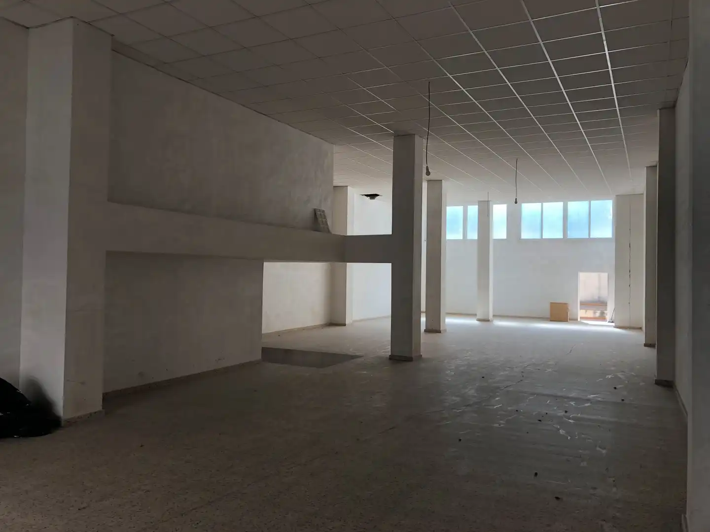 Gewerbefläche zur Miete in Centre - Zona Alta