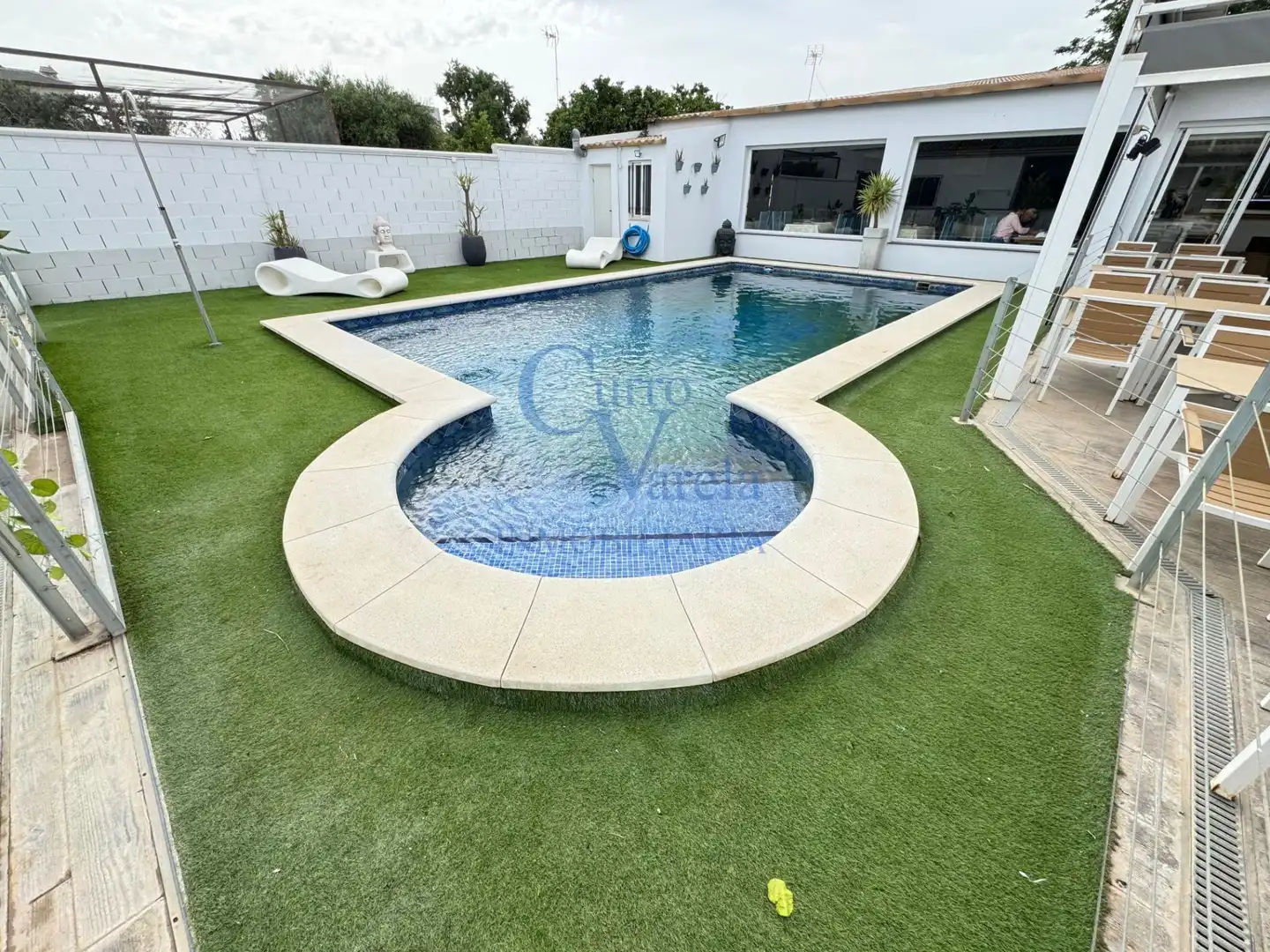 Swimming pool of Country homes for sale in Dos Hermanas  with Air Conditioner, Private garden and Storage room